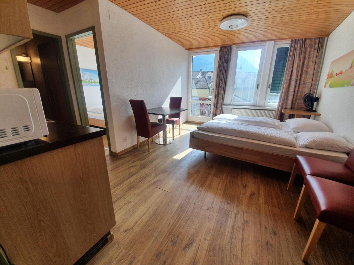 Downtown Apartment 9 Інтерлакен Екстер'єр фото