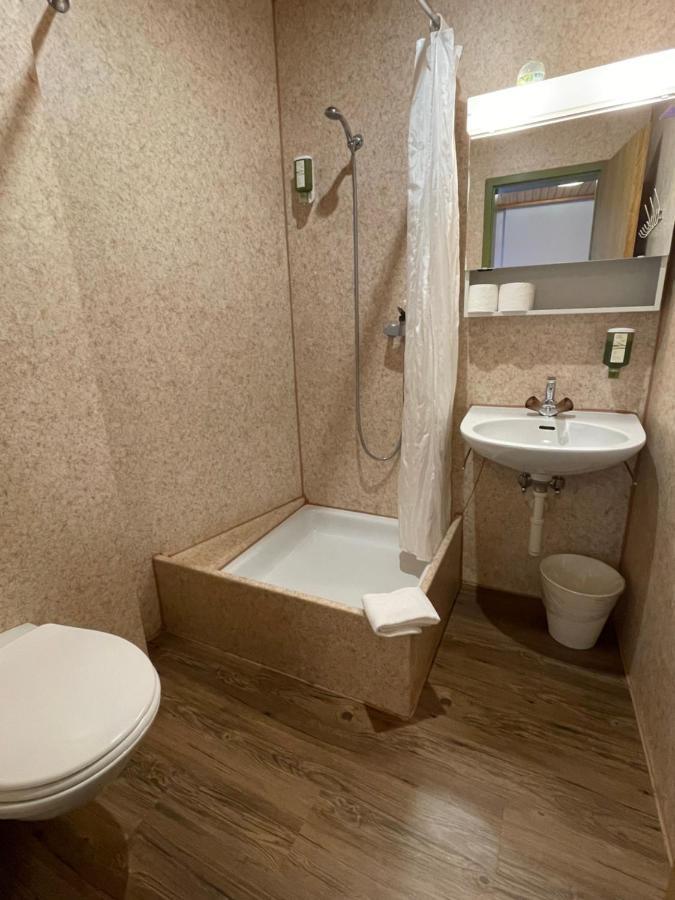 Downtown Apartment 9 Інтерлакен Екстер'єр фото