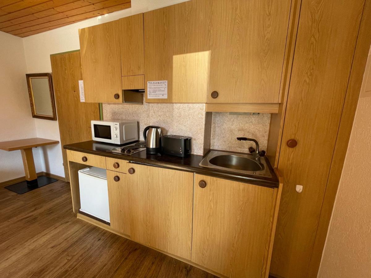 Downtown Apartment 9 Інтерлакен Екстер'єр фото
